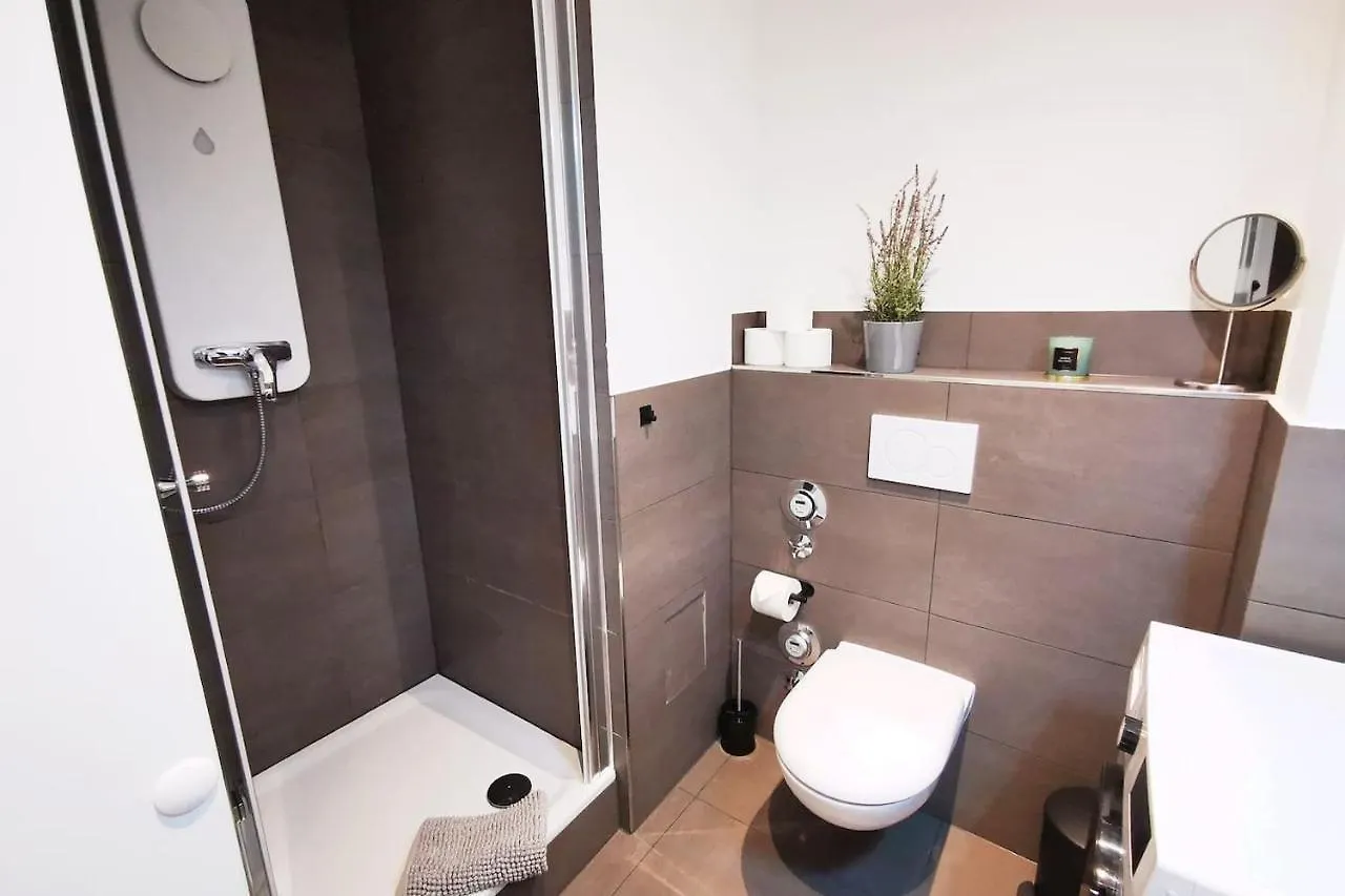 Hh 01 By Rockchair - Superhost Status - Modernes Apartment Mit Sonnigem Balkon & Premium Boxspringbetten In Winterhude - Hamburg Top Geheimtipp